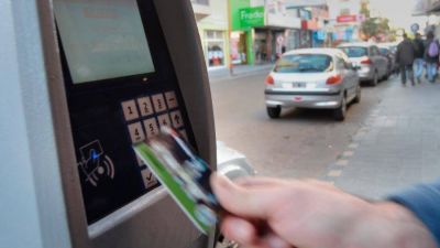 En casi un mes, apenas 2 residentes del centro se anotaron para poder estacionar sin pagar