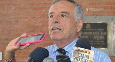 Entregaron fondos para refacciones menores a 126 escuelas