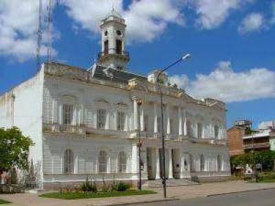 Acto central por el 182� Aniversario de Azul
