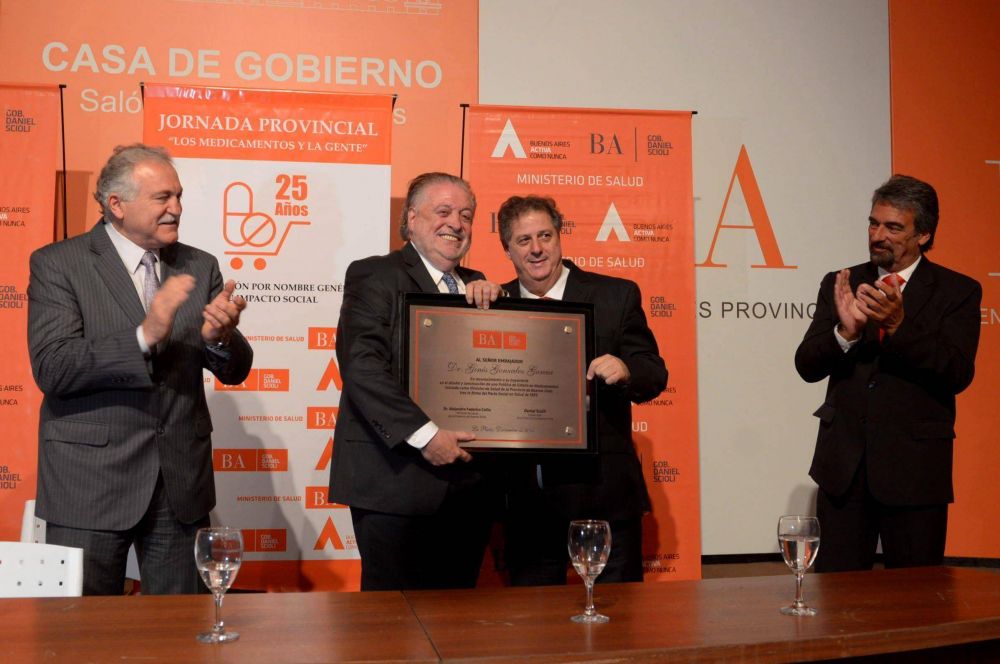 Amplio acuerdo y compromiso en la Provincia a favor de prescribir medicamentos por nombre gen�rico