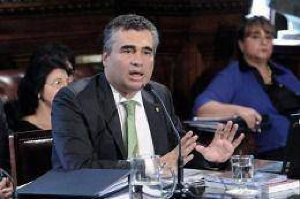 Vanoli anunci� mayor cupo de cr�ditos de inversi�n productiva para pymes