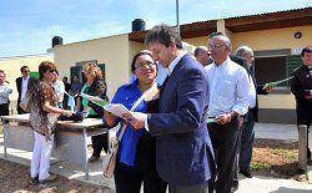 Destacan la decisi�n de Colombi de recorrer todos los Municipios