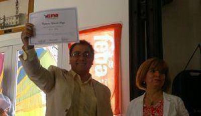  Autoridades locales: Sergio Calder�n, asumi� al frente CTA de los trabajadores