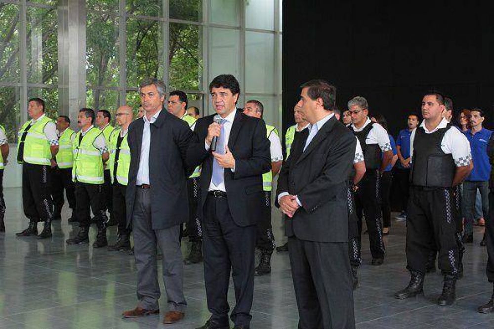 Jorge Macri present� 100 nuevos agentes de la Patrulla Comunal