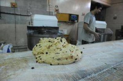 Buscan que haya un mayor consumo del pan dulce tucumano