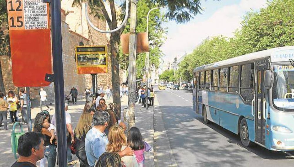 Se adelantaron las frecuencias de enero en el transporte