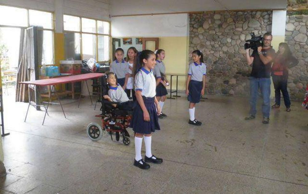 Una nena con par�lisis cerebral ser� escolta en C�rdoba