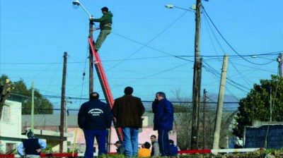 Otro golpe al bolsillo: se vendr�a el tarifazo de luz a partir de enero de 2015