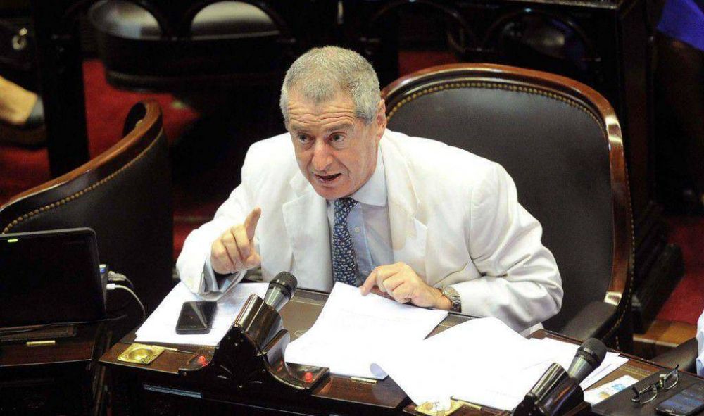 El kirchnerismo consigui� media sanci�n para el Parlasur 