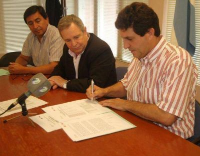 Se firm� la segunda etapa del acuerdo de precios navide�os 2014