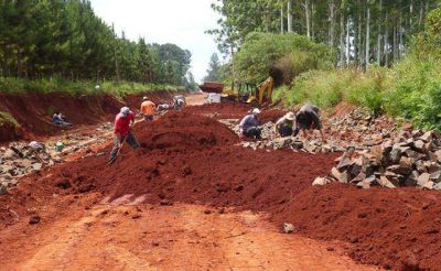 Construyen acceso al Barrio Helvecia de Pto. Esperanza