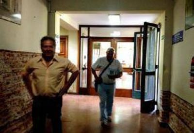 En su segundo d�a como Indentente, Giovanettoni reuni� a todo el Gabinete