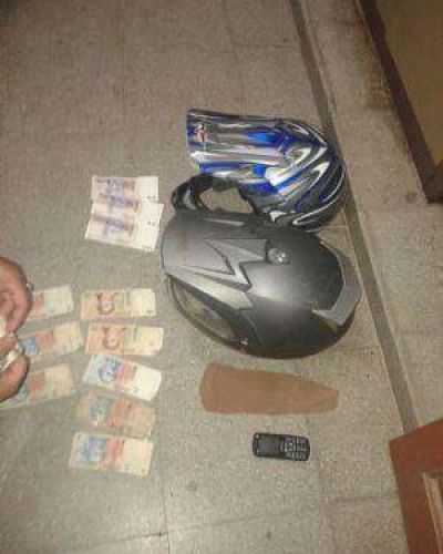 Roban a punta de pistola y se van a tomar cerveza
