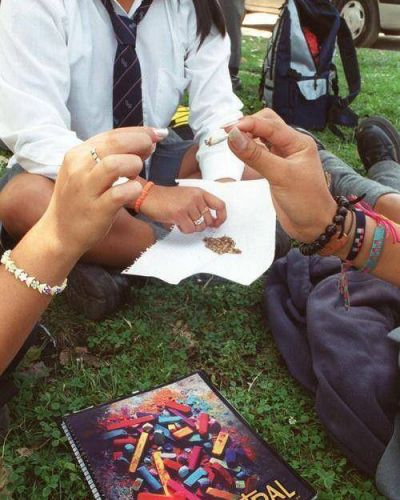 Fuerte aumento del consumo de drogas motiv� una campa�a navide�a