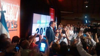 Scioli reuni� a sus equipos t�cnicos para la primera en Vicente L�pez