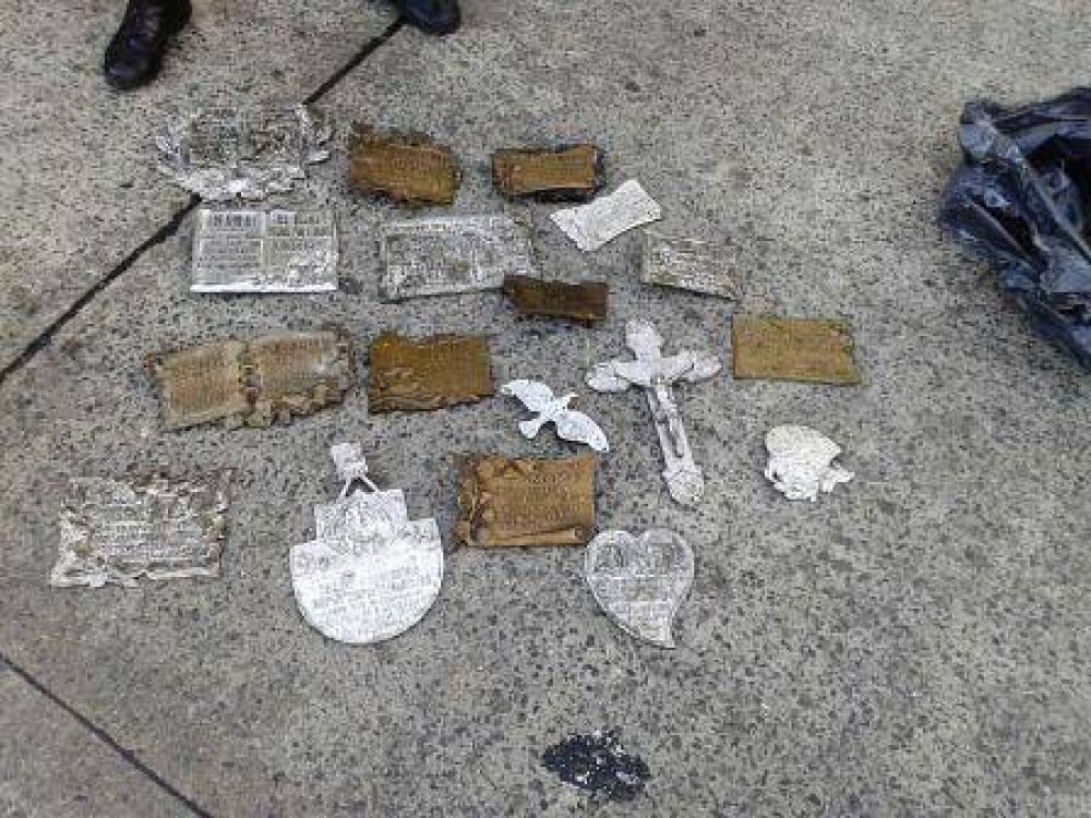 Ladrones de tumbas detenidos por las Patrullas de Protecci�n Ciudadana de San Fernando