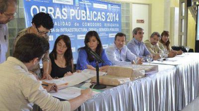 Dos empresas interesadas en ejecutar en seis meses la colocaci�n de sem�foros para ordenar el tr�nsito