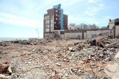 Lleg� a su t�rmino la demolici�n parcial del ex hotel Hurlingham