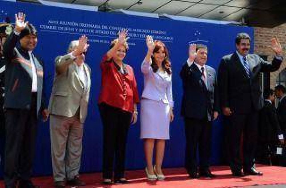 Fondos buitre: los presidentes del Mercosur respaldaron a Argentina