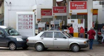 Baja en el barril de petr�leo: De Paoli asegur� que los precios no descender�n