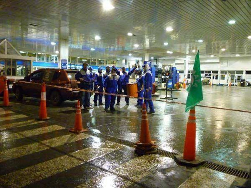 Las tres estaciones de Autosur est�n cerradas por medida de fuerza 