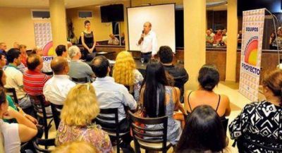 Proyecto Corrientes reuni� a equipo t�cnico