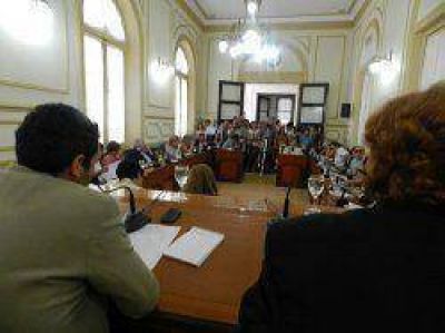 Fuerte rechazo del Concejo al cr�dito de $ 55 millones que pretend�a R�os