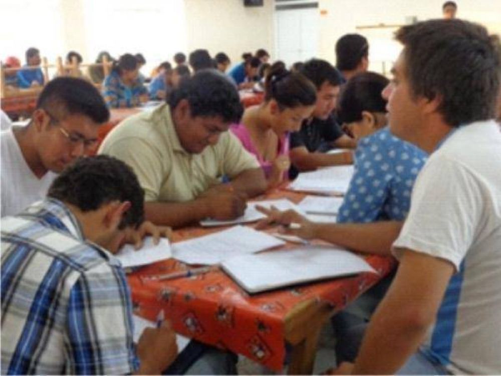 PRIMEROS EGRESADOS T�CNICOS EN ECONOM�A SOCIAL ORIENTADO AL DESARROLLO DE COMUNIDADES RURALES