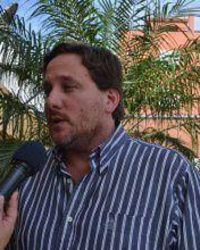 Gremios de comercio, hoteleros y gastron�micos no contemplan plus