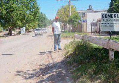 La calle Primero de Mayo se convirti� en el aut�dromo del oeste 