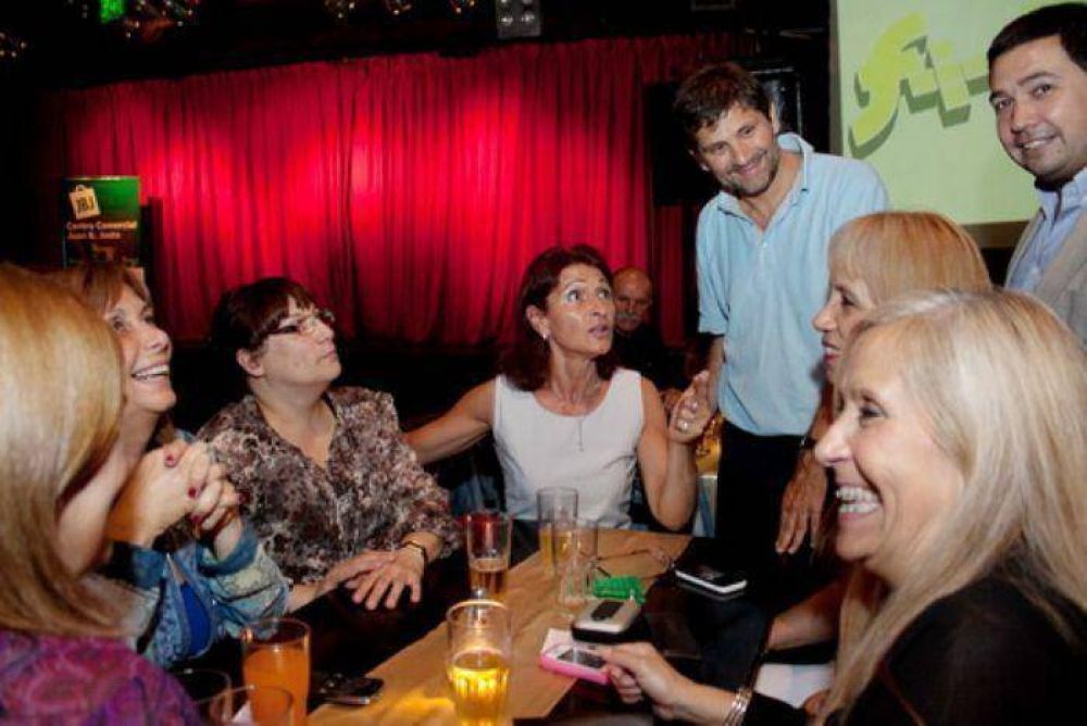 El Centro Comercial a Cielo Abierto Juan B. Justo di� inicio a la temporada de verano