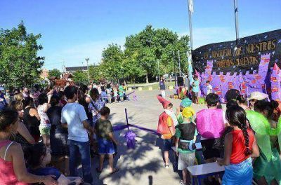 Coloridos cierres de a�o de los CEIM N� 1 y N� 3 de San Fernando