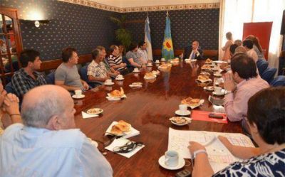Comerciantes de Derqui se reunieron con el intendente y pidieron mejoras