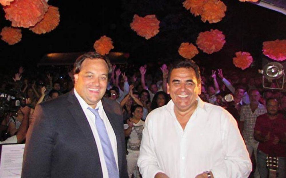 Molina reuni� a 1500 militantes para despedir el a�o