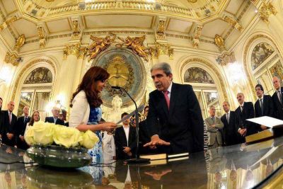 Cristina recurri� a los anuncios luego de descabezar la ex SIDE