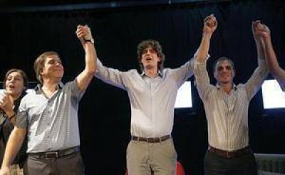 Lousteau, la apuesta porte�a de UNEN