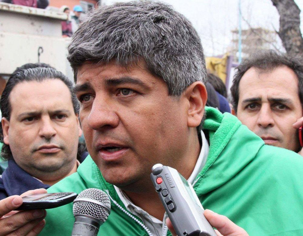 CAMIONEROS ACORD� CON EMPRESARIOS Y LEVANT� EL PARO