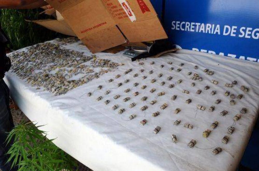 Veinte detenidos y m�s de 6.000 dosis de paco secuestradas