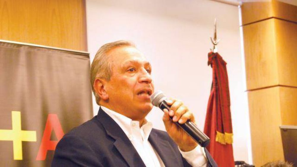 Con el bloqueo bancario exigido, Romero espera frenar la causa por enriquecimiento