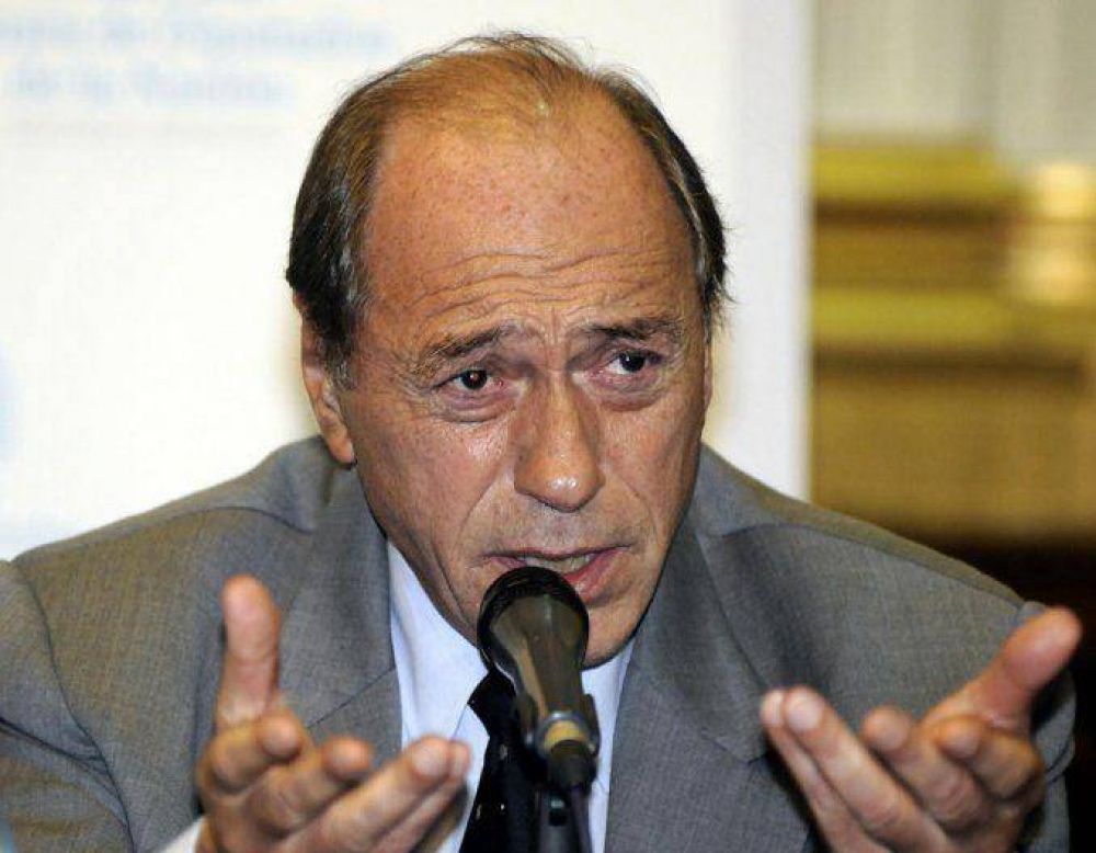 Zaffaroni apunt� contra los jueces: 