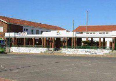 Posible soluci�n a la falta de agua en la Escuela Normal
