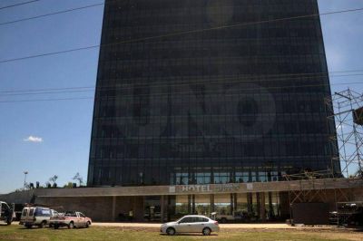 Con un recital de Le�n Gieco se inaugurar� este s�bado el Hotel UNL-ATE