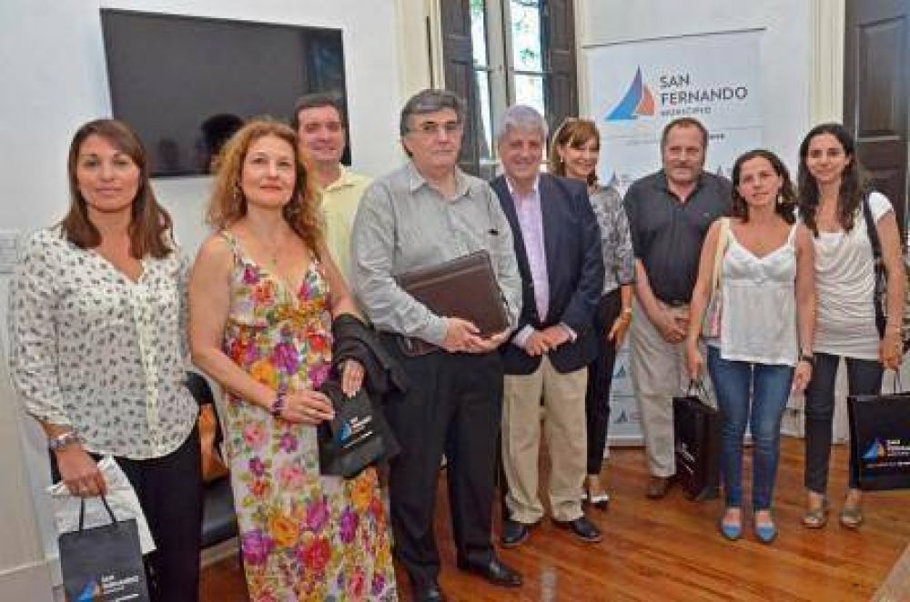 Andreotti reconoci� a m�dicos por una campa�a de prevenci�n del c�ncer de �tero 