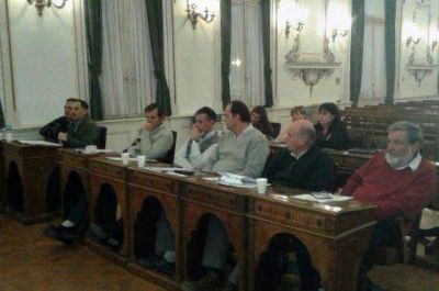 Definieron temario para la sesi�n extraordinaria del HCD