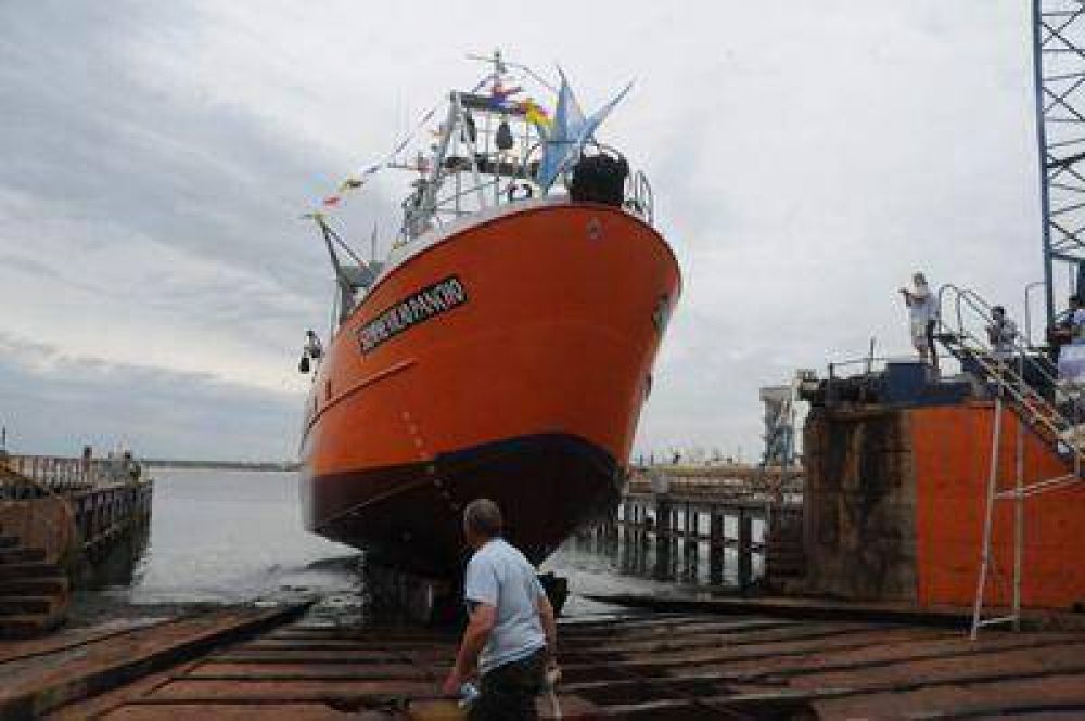 Botaron ayer un nuevo barco pesquero que tendr� puerto de asiento en Mar del Plata