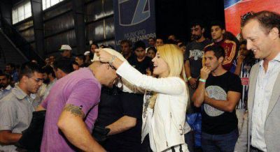 Insaurralde ya empez� la campa�a con J�sica Cirio