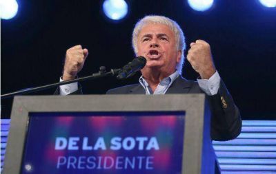 El Gobierno de C�rdoba neg� cambios en el gabinete