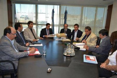 INSFR�N DISPUSO LICITACI�N DE LA OBRA CIVIL DEL CENTRO DE MEDICINA NUCLEAR Y RADIOTERAPIA