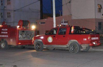Seis personas hospitalizadas en un incendio intencional en Chacra II