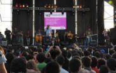La Plata: Una multitud celebr� el 143� aniversario de Tolosa 